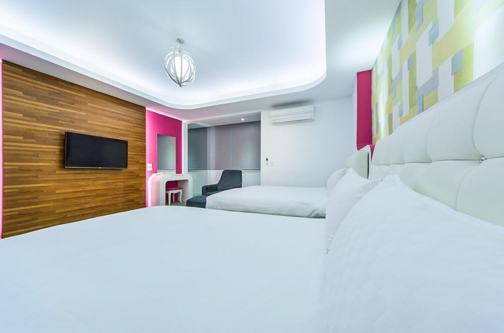 Appartement Easy Travel à Hualien Extérieur photo