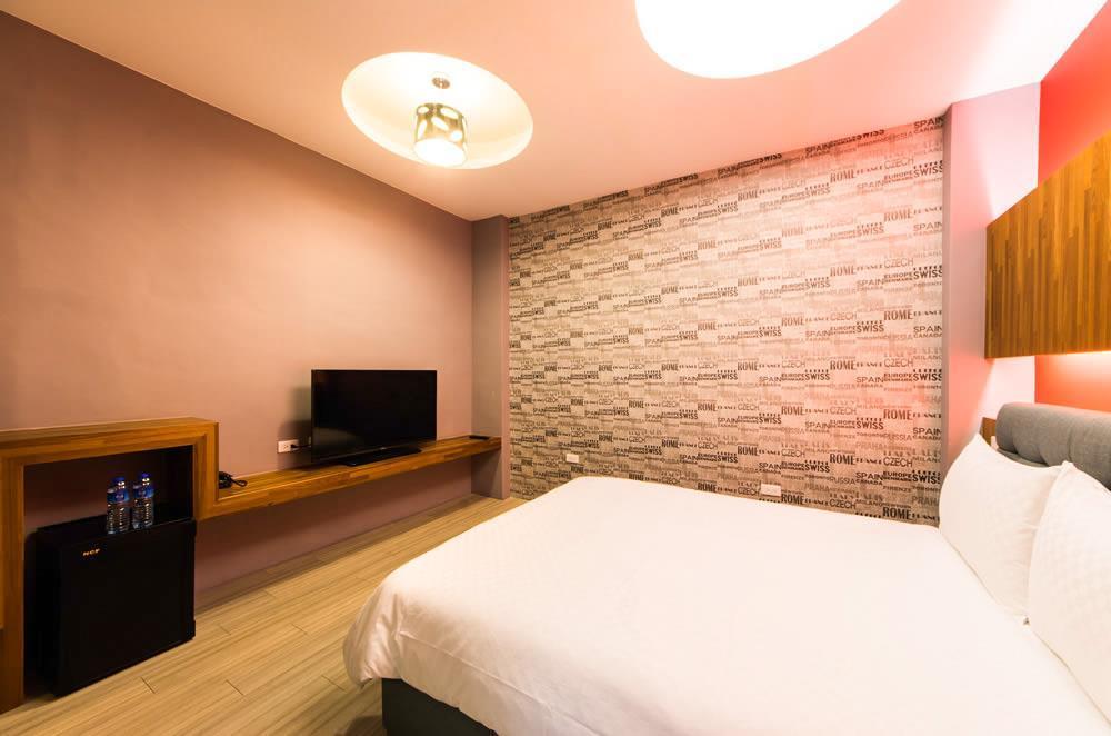 Appartement Easy Travel à Hualien Extérieur photo